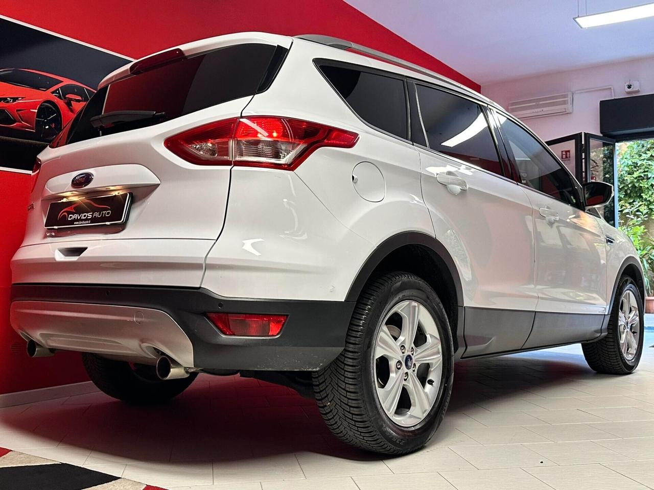 Ford Kuga 2.0 TDCI 120 CV S&S 2WD Titanium