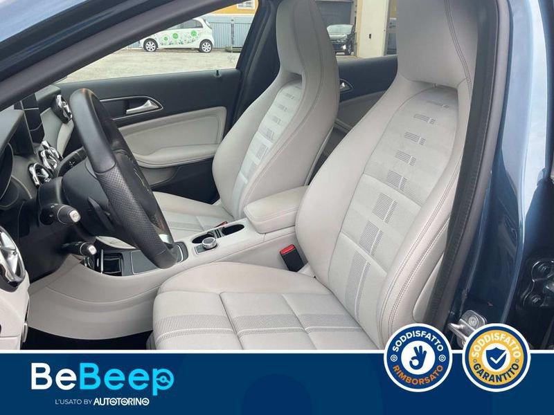 Mercedes-Benz GLA 200 SPORT AUTO