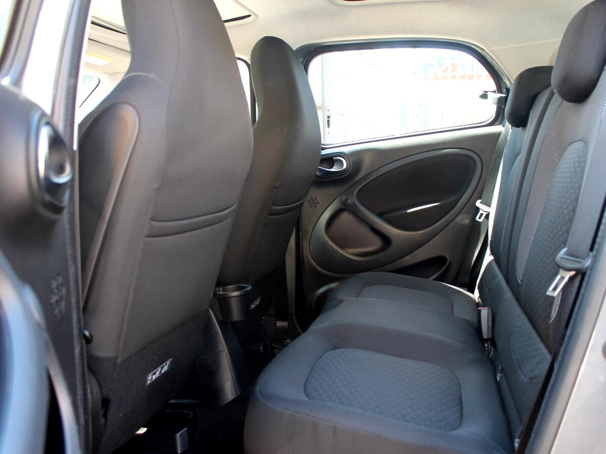 Smart ForFour EQ Pulse Cam Pdc Tetto UNIPRO IVA DEDUCIBILE