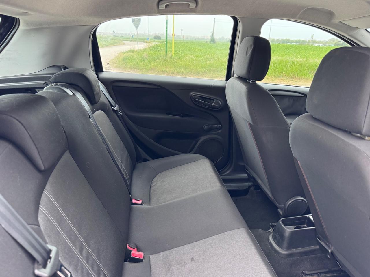 Fiat Punto 1.2 8V 5 porte Street