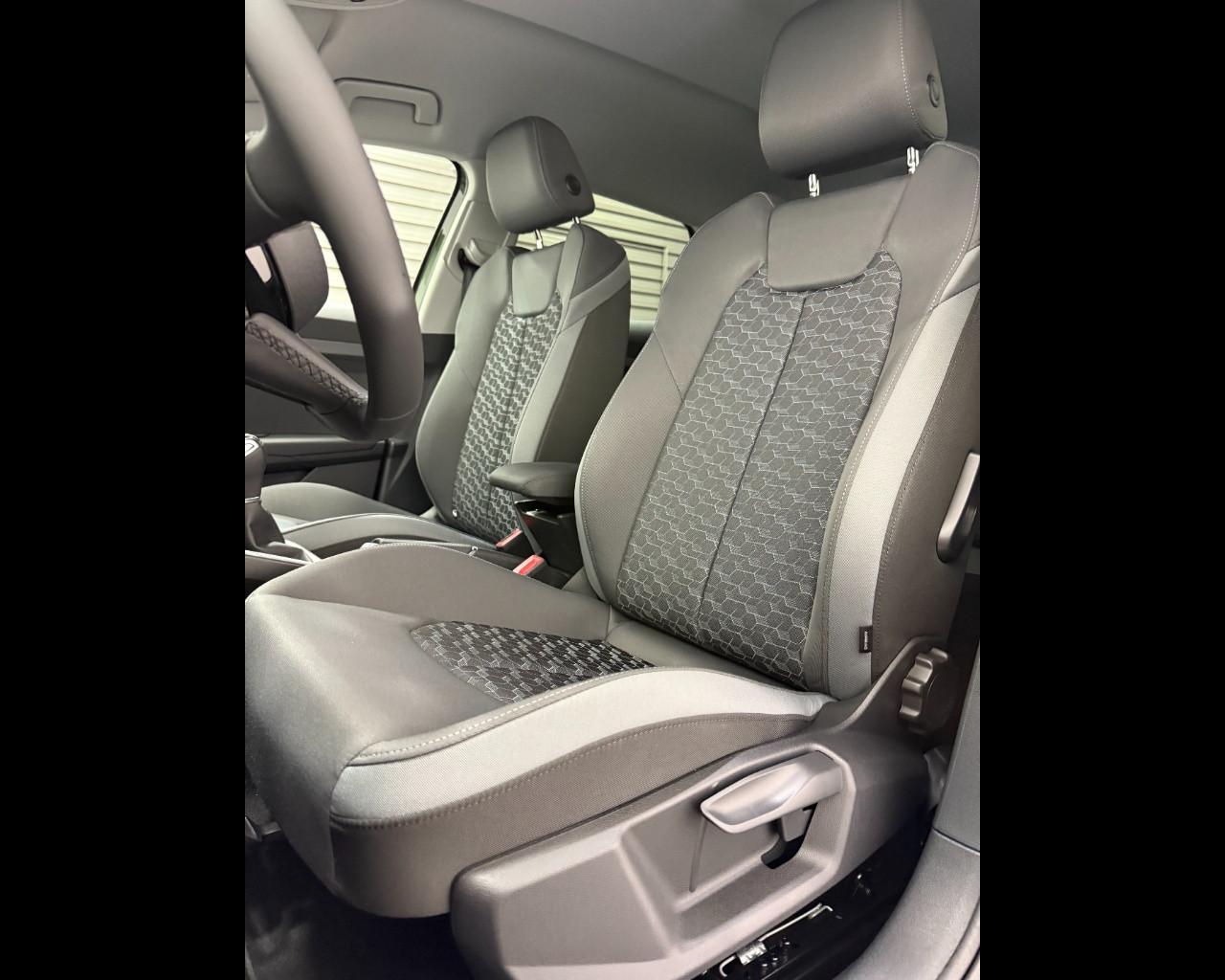 AUDI A1 ALLSTREET 30 TFSI IDENTITY CONTRAST