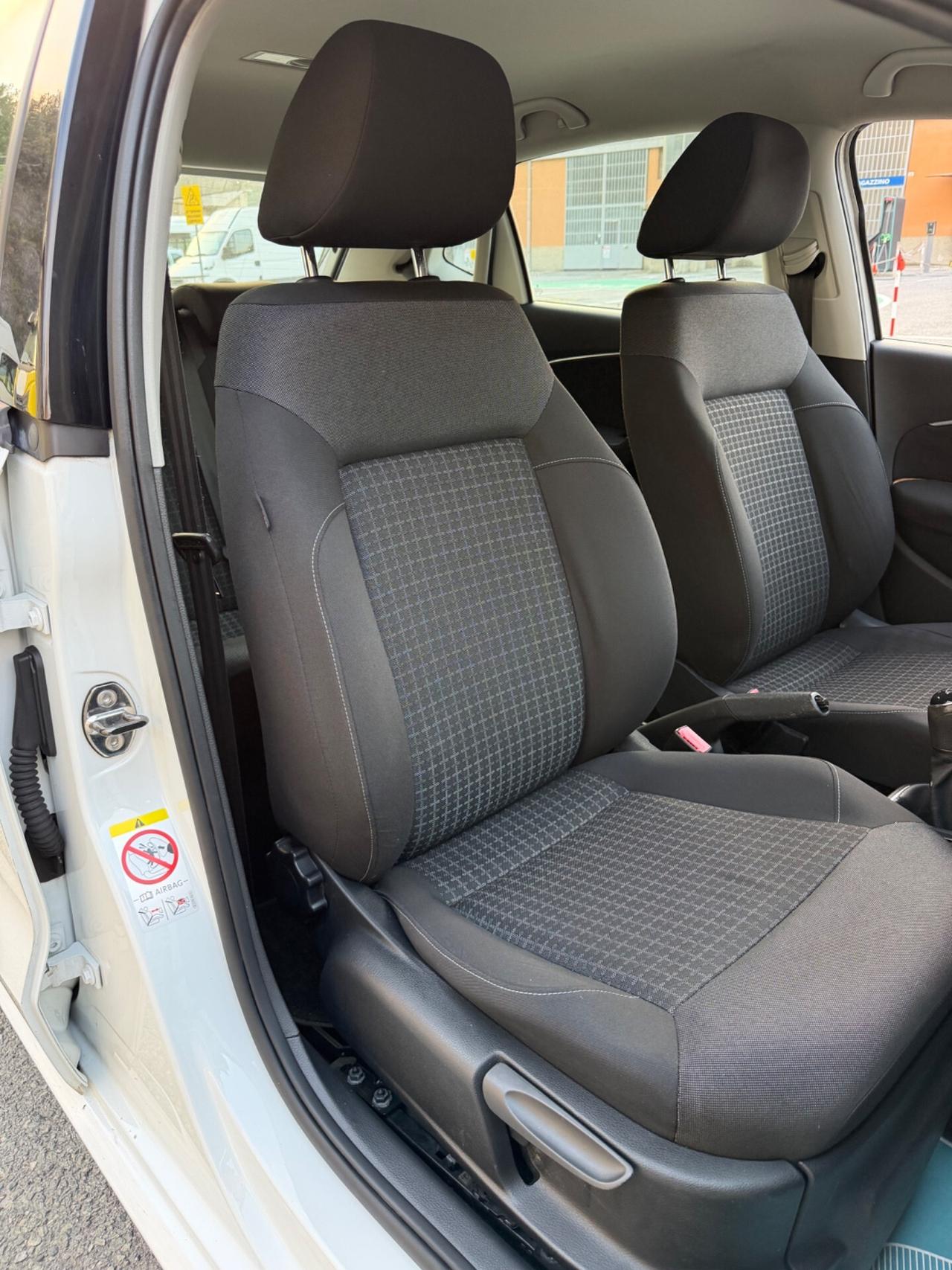 Volkswagen Polo 1.4 TDI 75cv - NEOPATENTATI E6