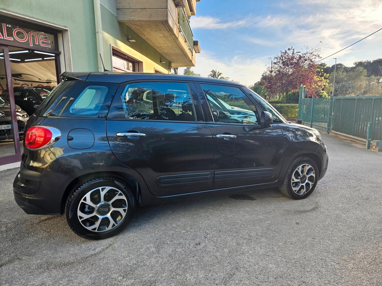 Fiat 500L 1.6 Multijet 120 CV Mirror