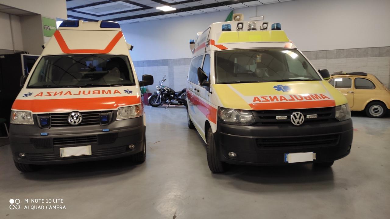 AMBULANZA VOLKSWAGEN 4X4 TRANSPORTER 2014/2006