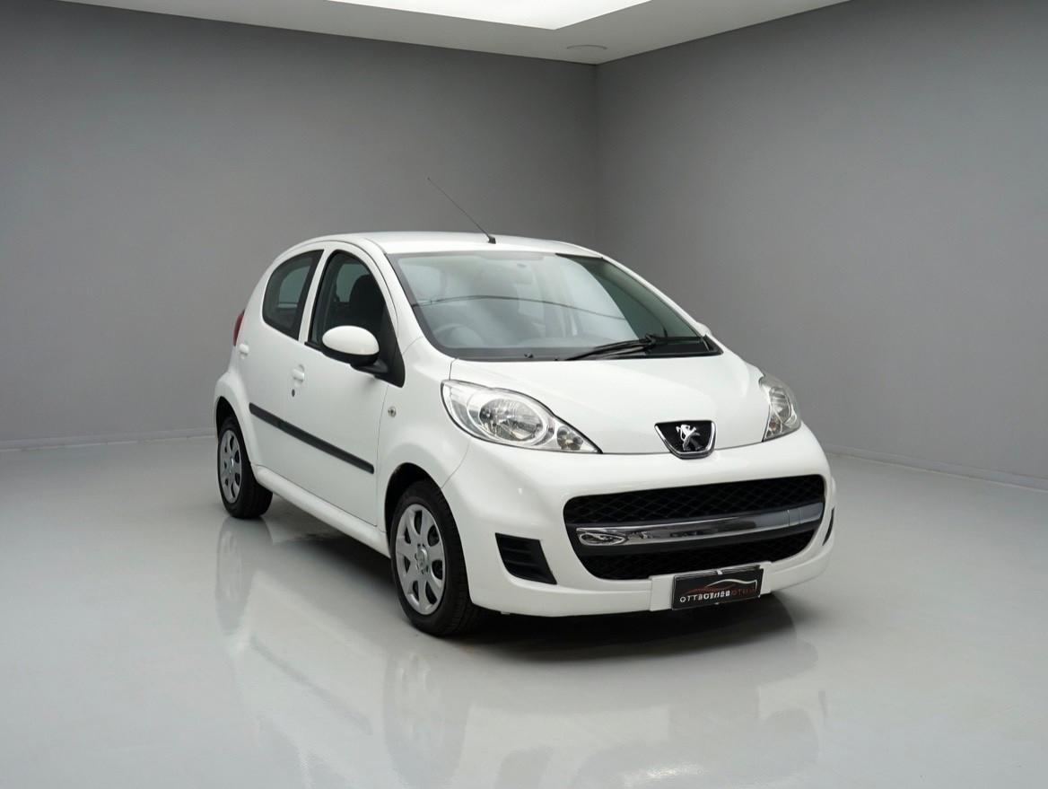 Peugeot 107 1.0 68CV 5p. Plaisir 2Tronic 2010