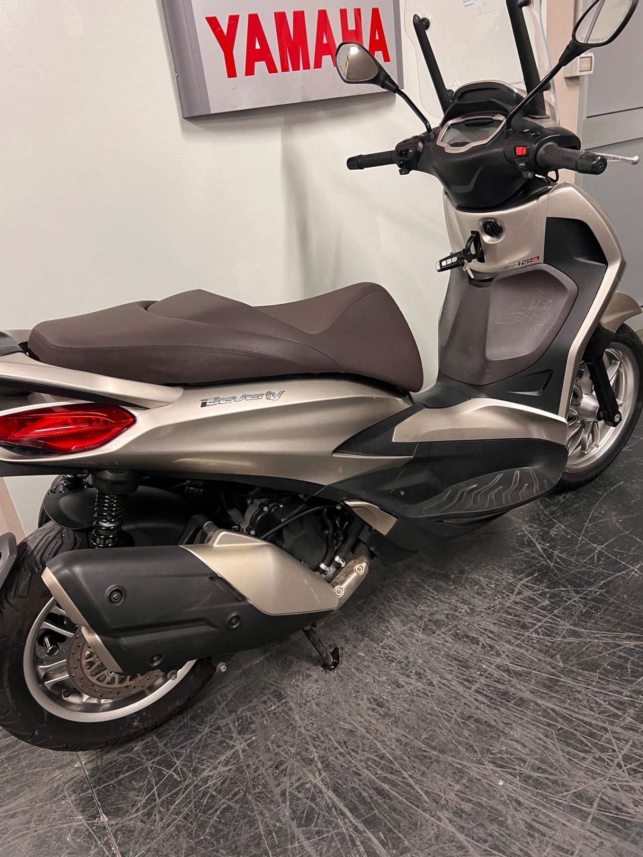Piaggio Beverly 400 HPE