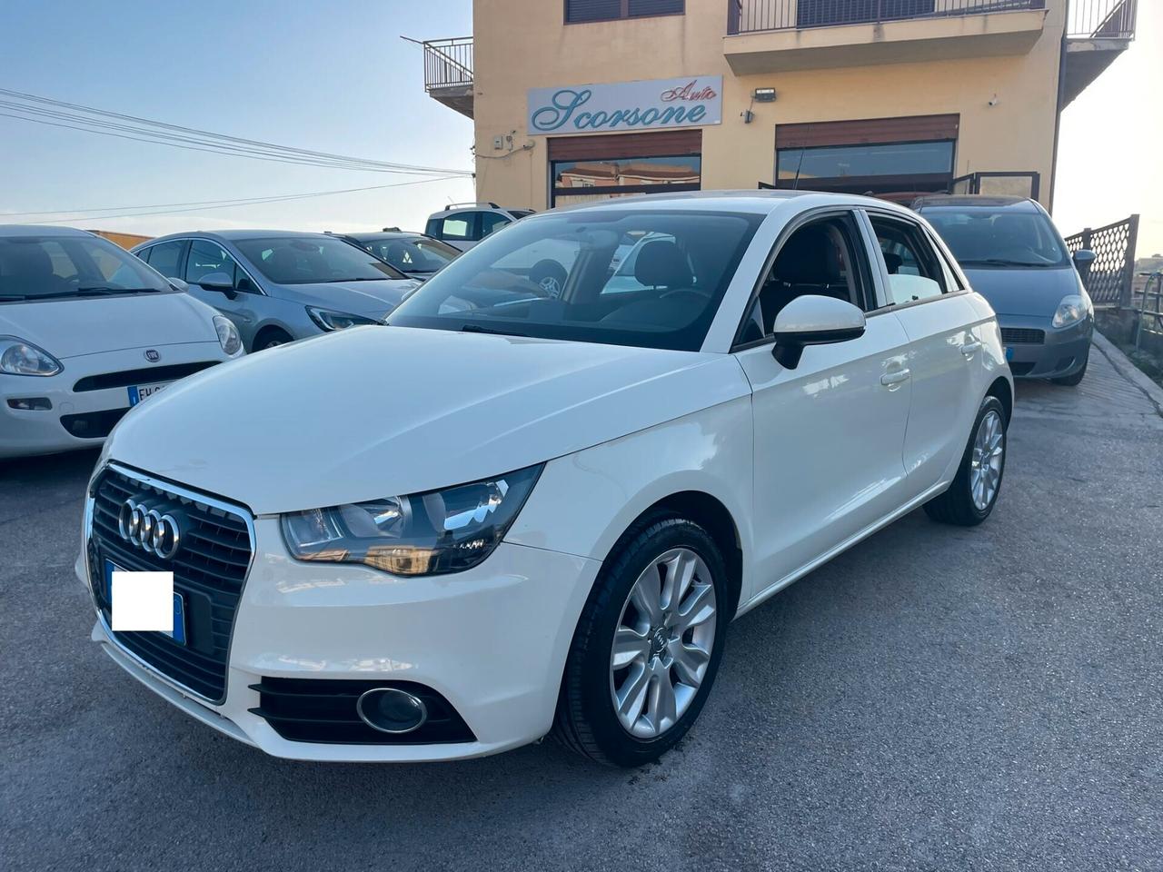 Audi A1 SPB 1.6 TDI Attraction 5P 90 cv