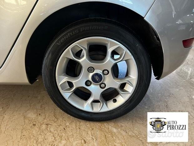 FORD FIESTA 1.4 Tdi TITANIUM del 2013 140000KM