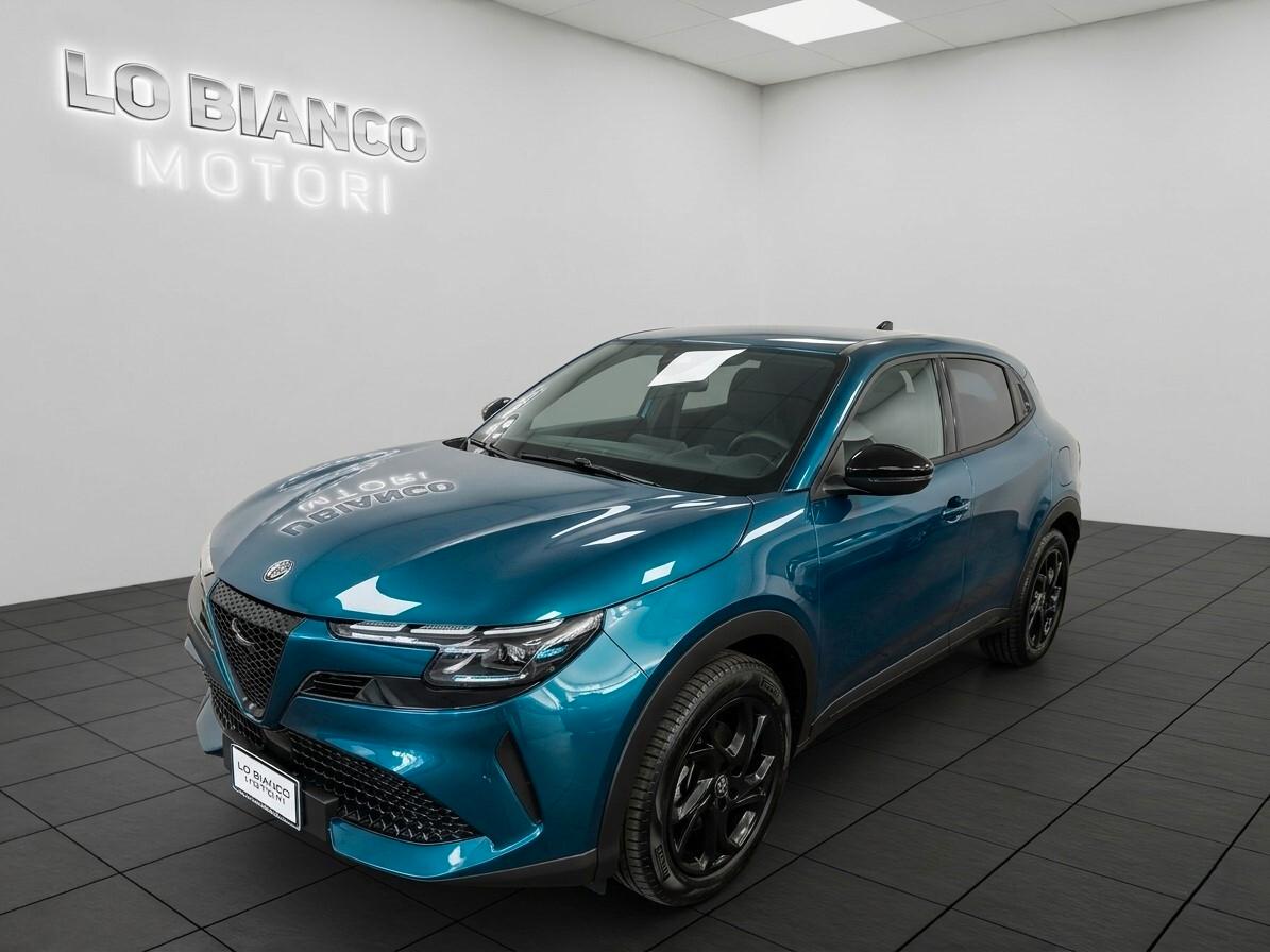 Alfa Romeo Junior 1.2 136 CV Hybrid eDCT6