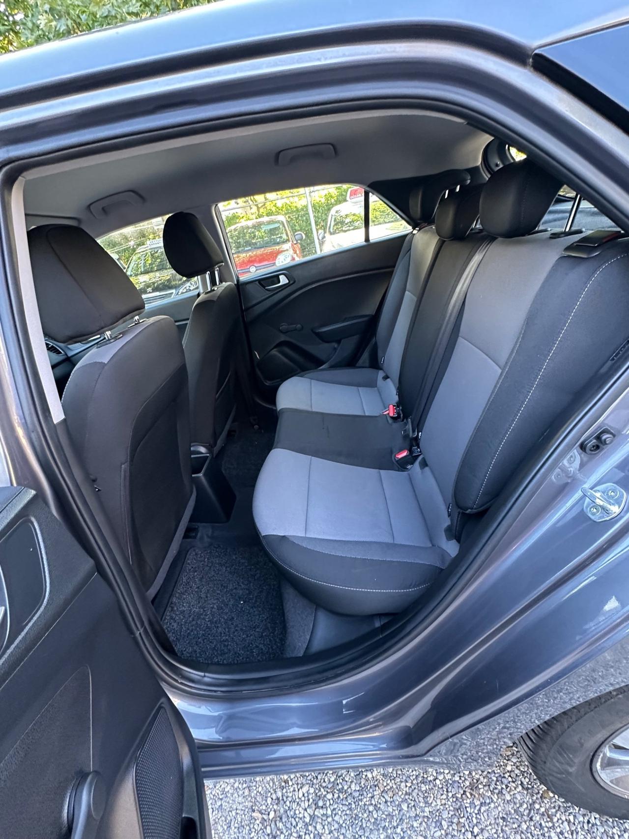 Hyundai i20 1.2 5 porte Connectline