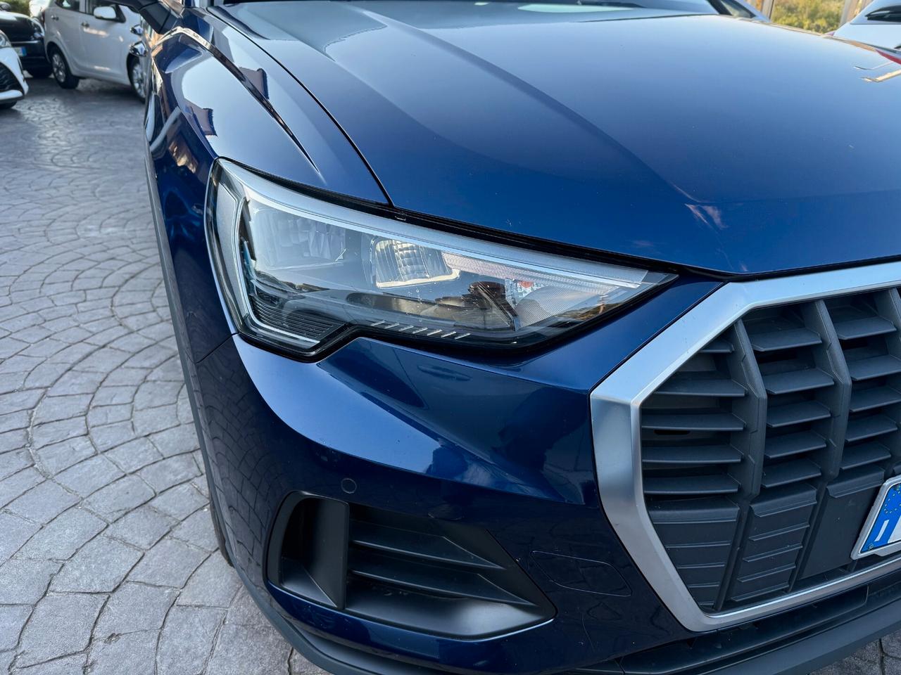 Audi Q3 35 TDI S tronic Business