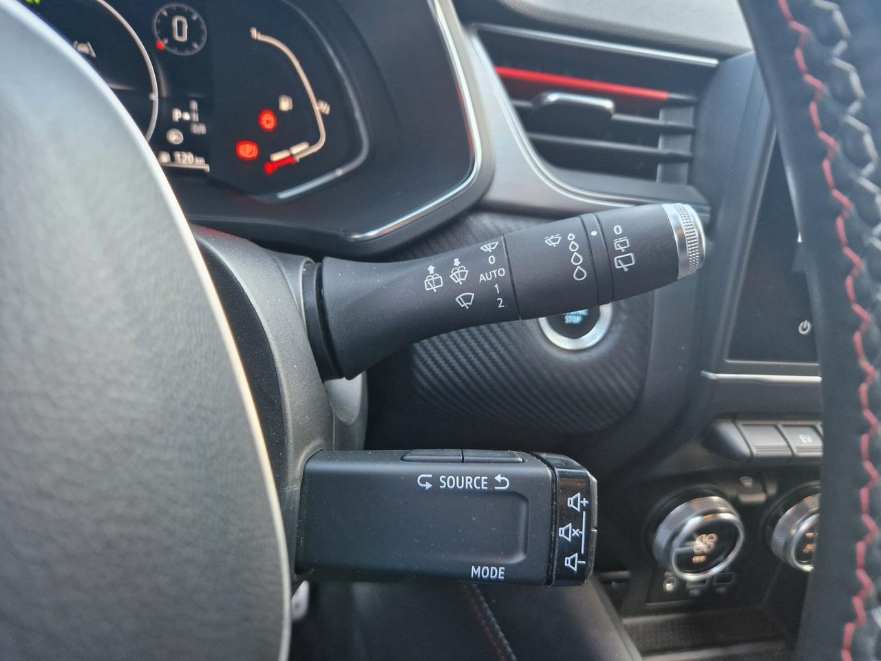 Renault Captur 1.6 145CV "45.300 km" RS-line, Bicolore, Carplay, Sensori