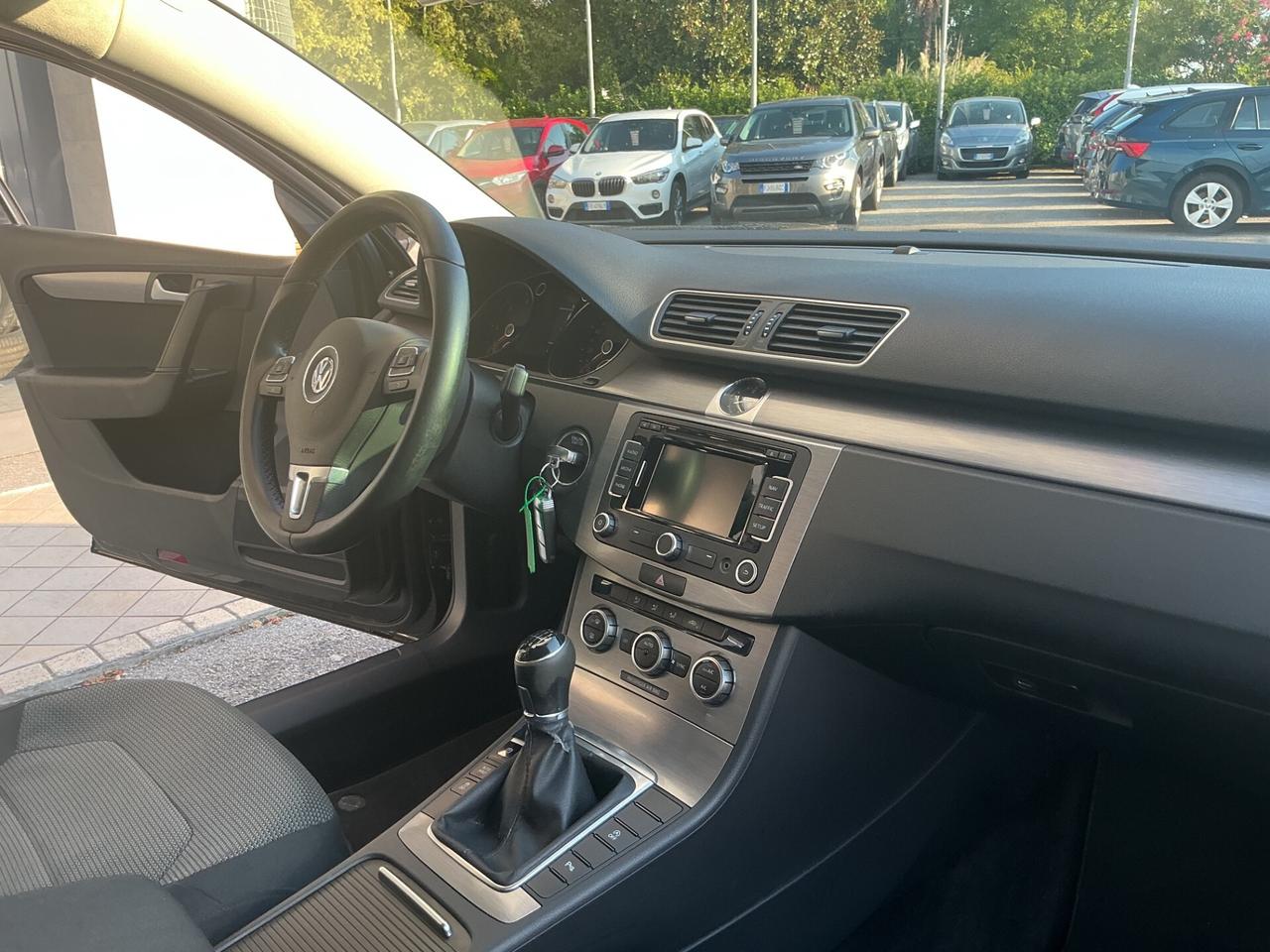 Volkswagen Passat 2.0 TDI DSG Highline BlueM. Tech.
