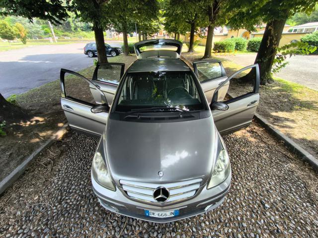 MERCEDES-BENZ B 180 CDI