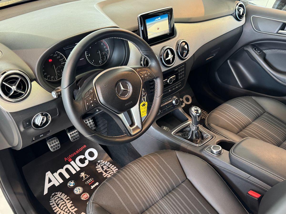 MERCEDES Classe B 200 CDI Premium