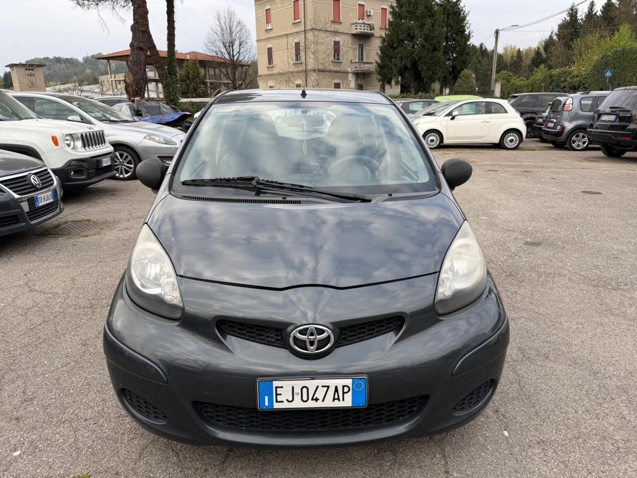 Toyota Aygo 1.0 12V VVT-i 5 porte Now