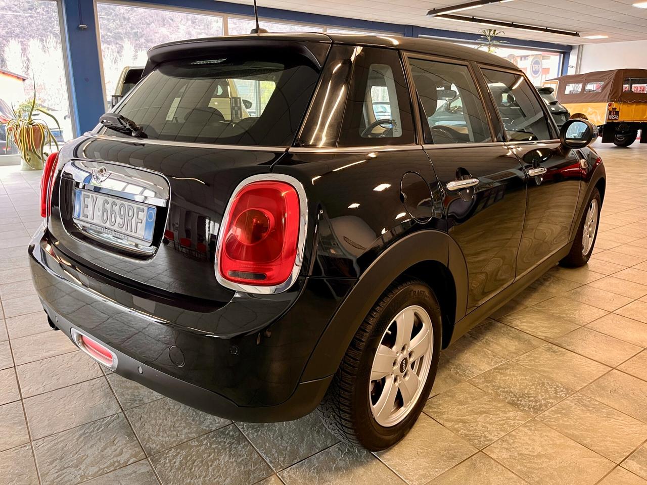 Mini 1.2 One 5 porte-NEOPATENTATI-