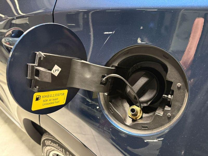 EMC Sei EMC Sei 5p 1.5 Turbo GPL 147cv CVT Automatica