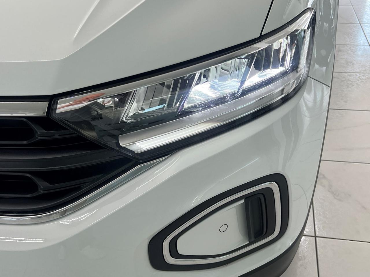VOLKSWAGEN T-Roc 2022 T-Roc 1.0 tsi Sport 115cv