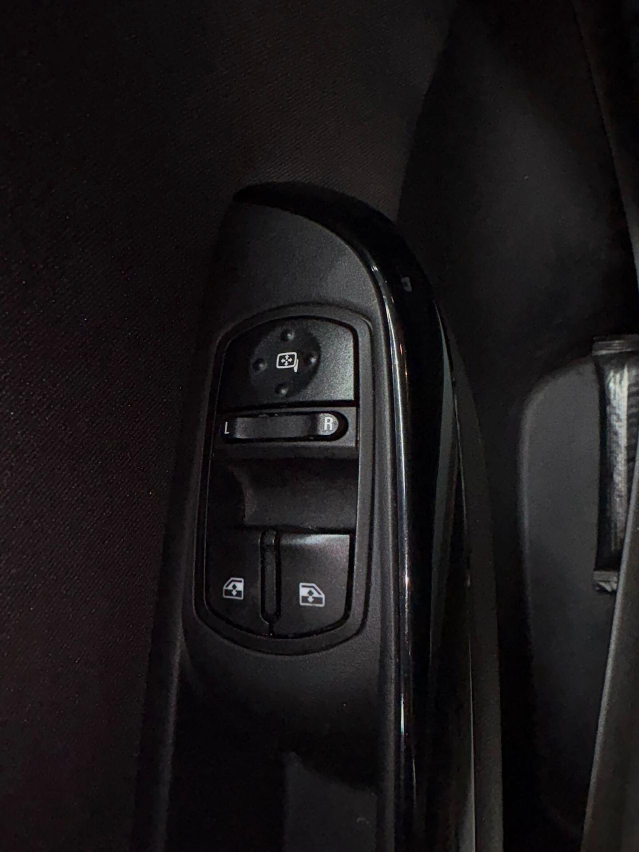 Opel Corsa B-Color 59.000km