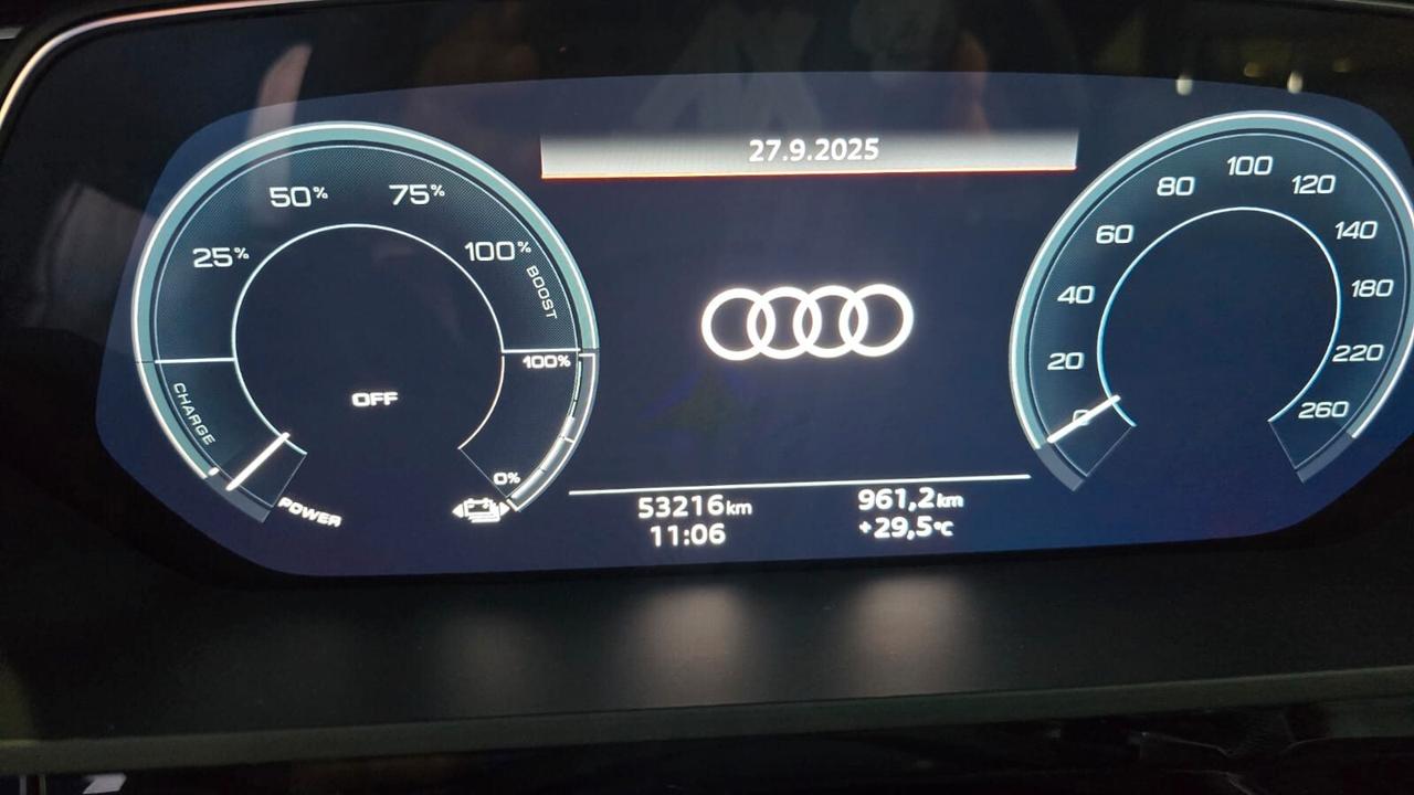 Audi Q8 e-tron SPB 55 quattro