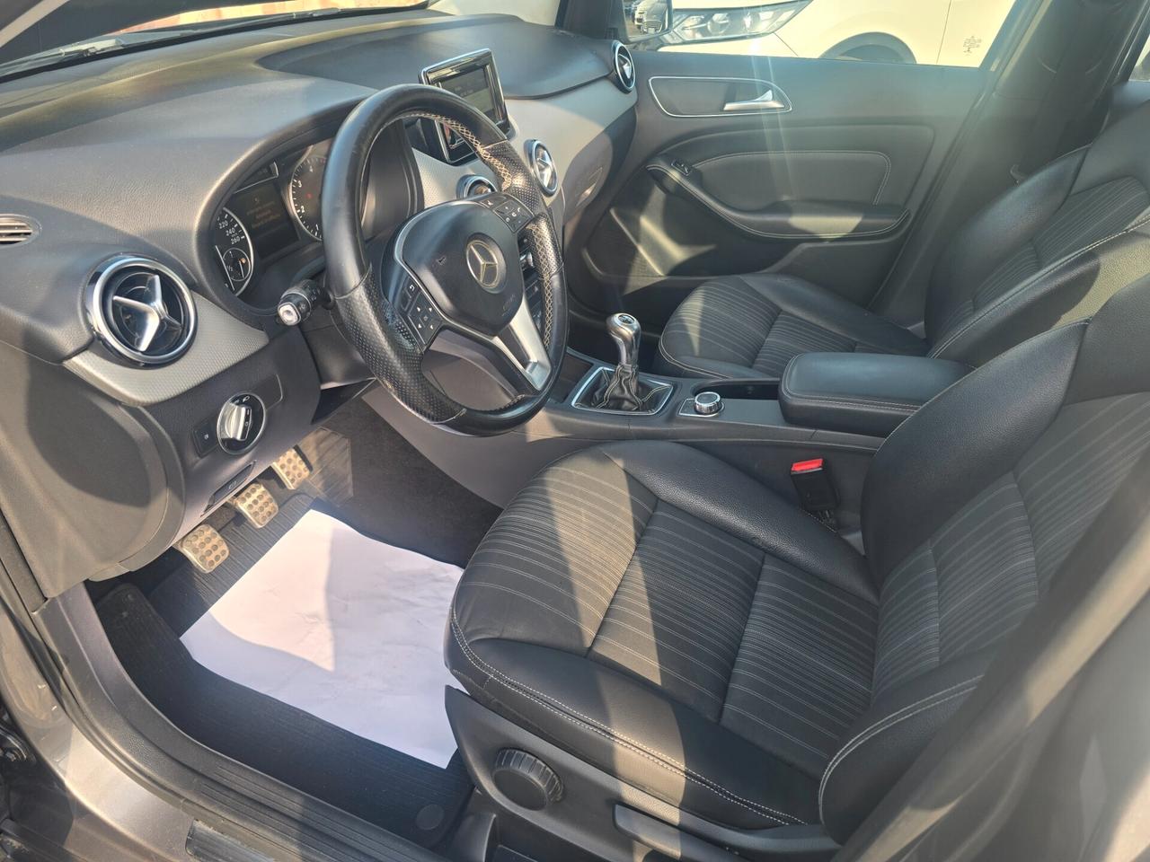 Mercedes-benz B 180 200 CDI BlueEFFICIENCY Executive