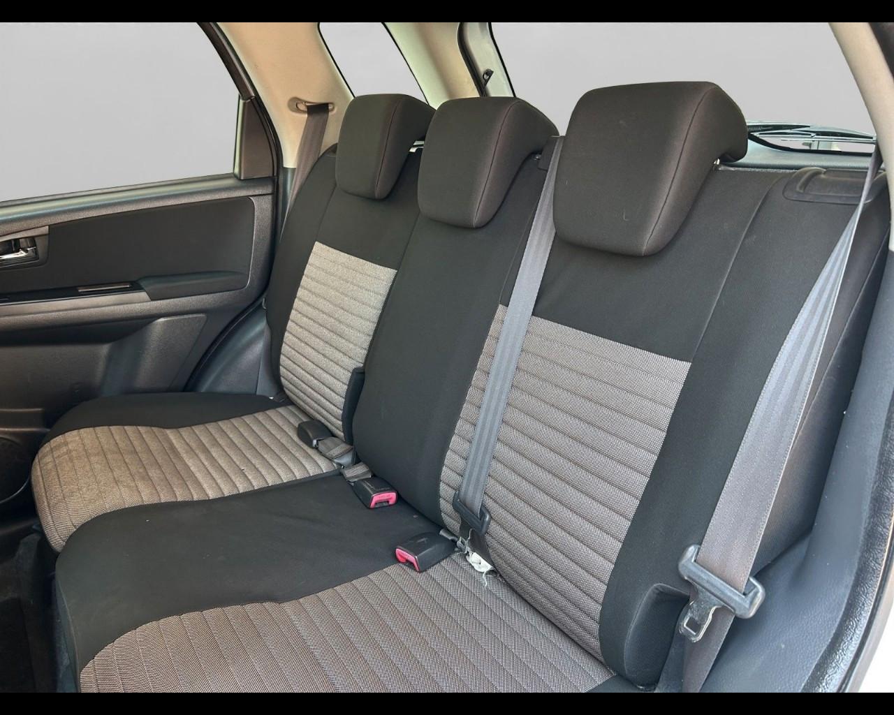 FIAT Sedici - Sedici 2.0 mjt Emotion 4x2 135cv