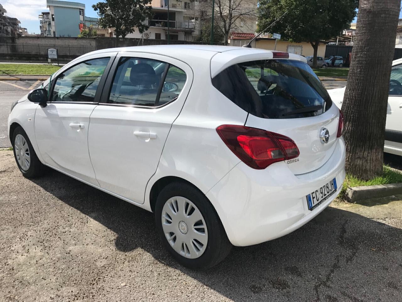 Opel Corsa 1.4 90CV GPL Tech 5 porte B-Color