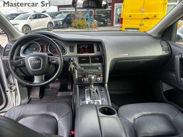 AUDI Q7 Q7 I 2006 3.0 V6 tdi quattro tiptronic DE836NF