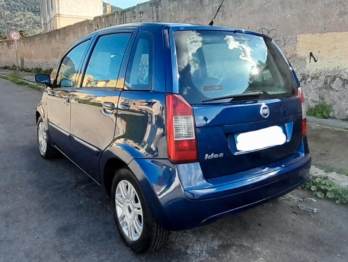 Fiat Idea 1.2 16V BlackLabel
