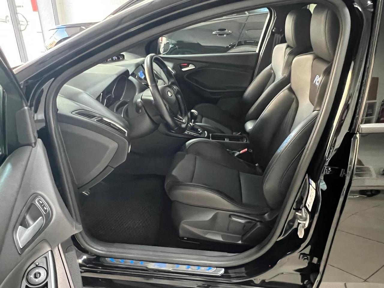 Ford Focus 2.3 350 CV AWD RS Track Edition