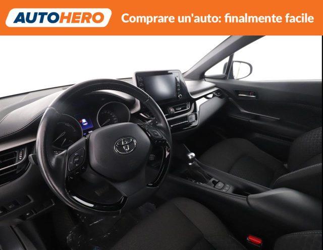 TOYOTA C-HR 1.8 Hybrid E-CVT Business