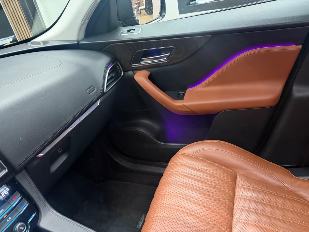 Jaguar F-Pace 2.0 D 240 CV AWD aut. Prestige