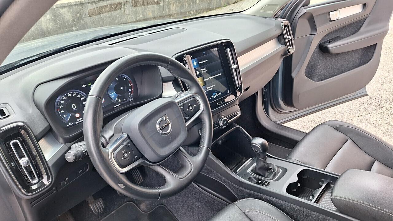 Volvo XC40 D3 Momentum