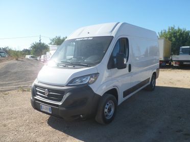 Fiat Ducato furgone medio alto