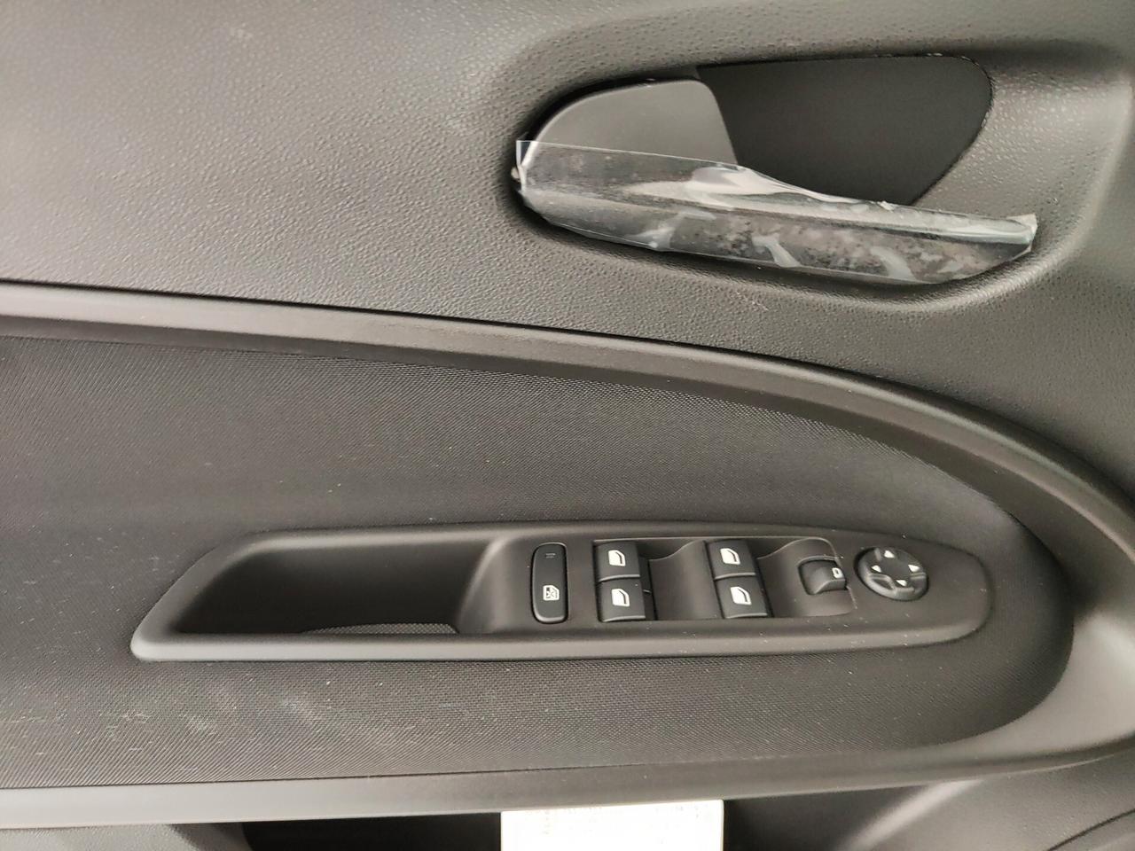 Fiat 600 Hybrid 110 CV DCT MHEV Business