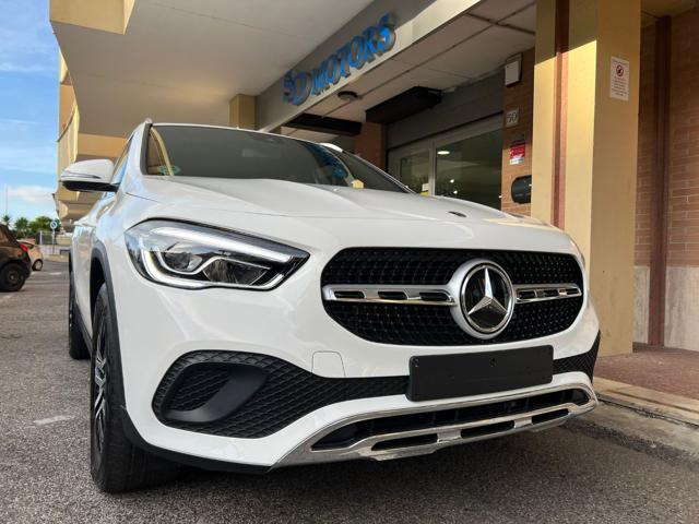 MERCEDES-BENZ GLA 200 d Automatic Sport