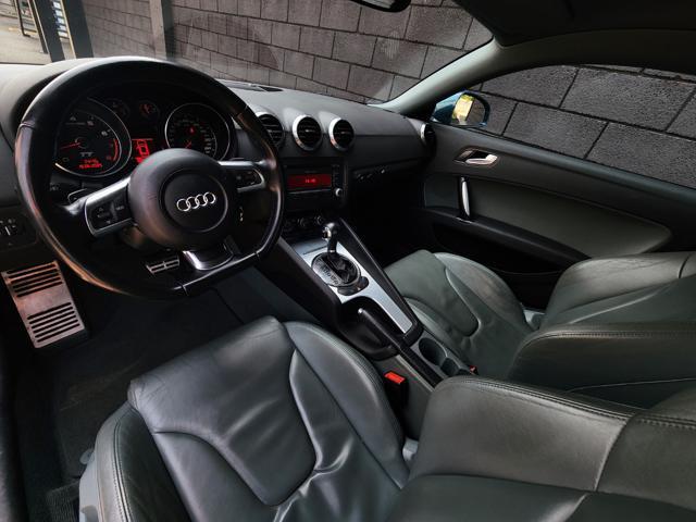 AUDI TT 2.0 TFSI S TRONIC SERVICE