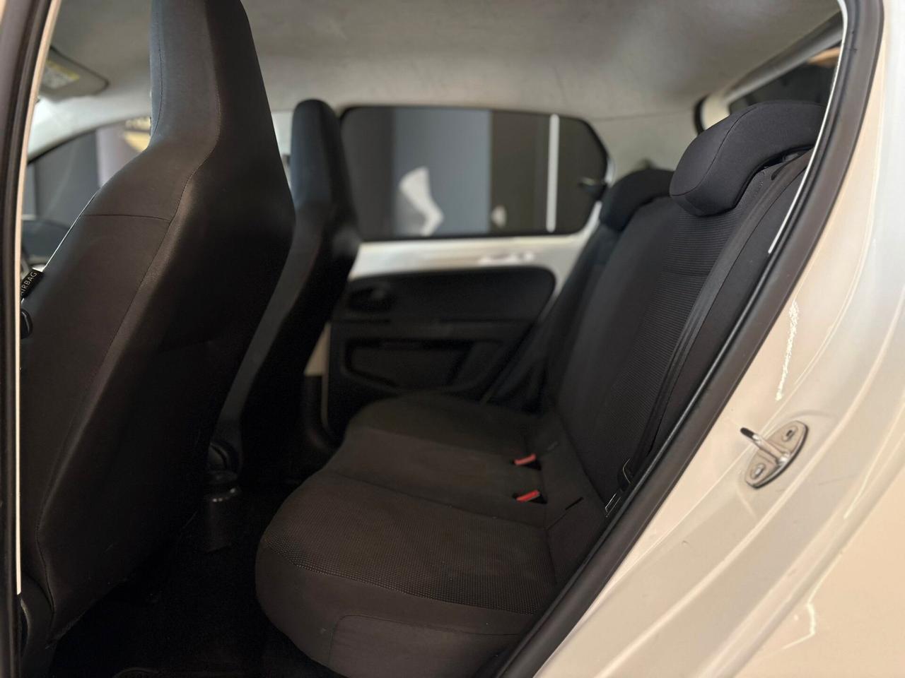 Volkswagen up! 1.0 60 CV 5p. high UP