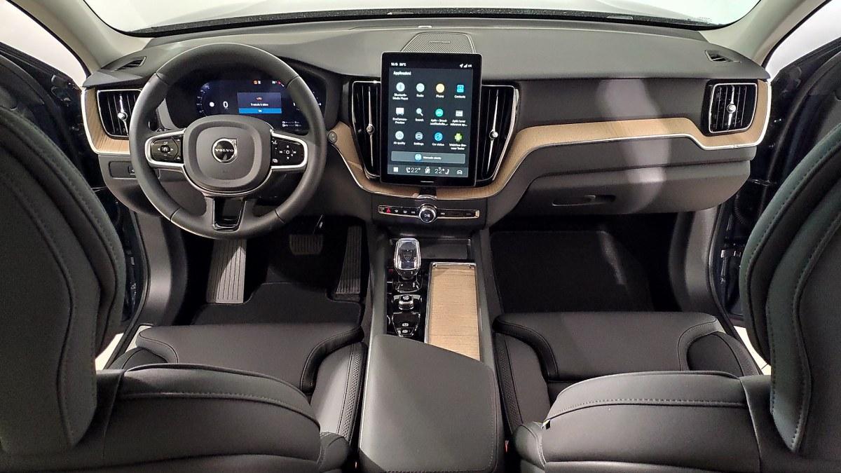 VOLVO Xc60 T6 Plug-In Hybrid Awd Automatico Plus Dark