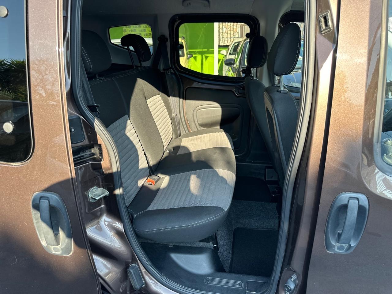 Fiat Qubo 1.3 MJT 80 CV Trekking 2017 AUTOCARRO