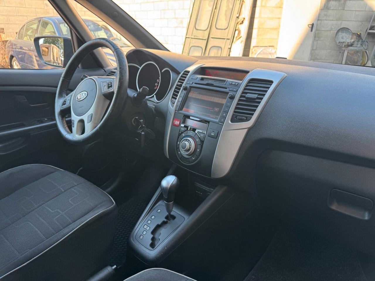 Kia Venga 1.6 CVVT Auto. Cool