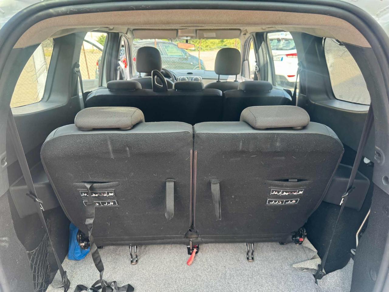 Dacia Lodgy 1.5 dCi 8V 110 CV 7 POSTI