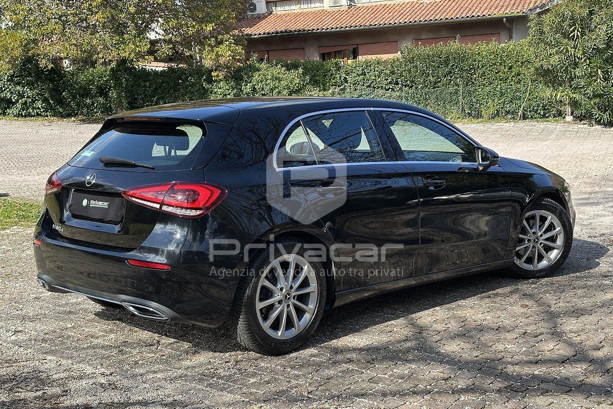 MERCEDES A 180 d Automatic Business