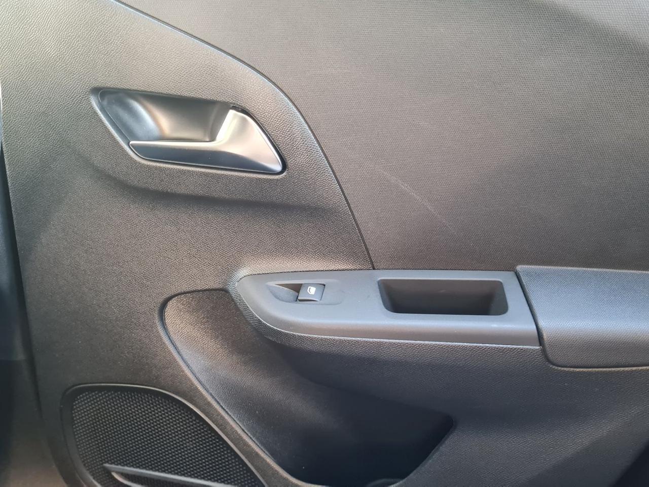 Opel Corsa 1.2 GS Line #7731