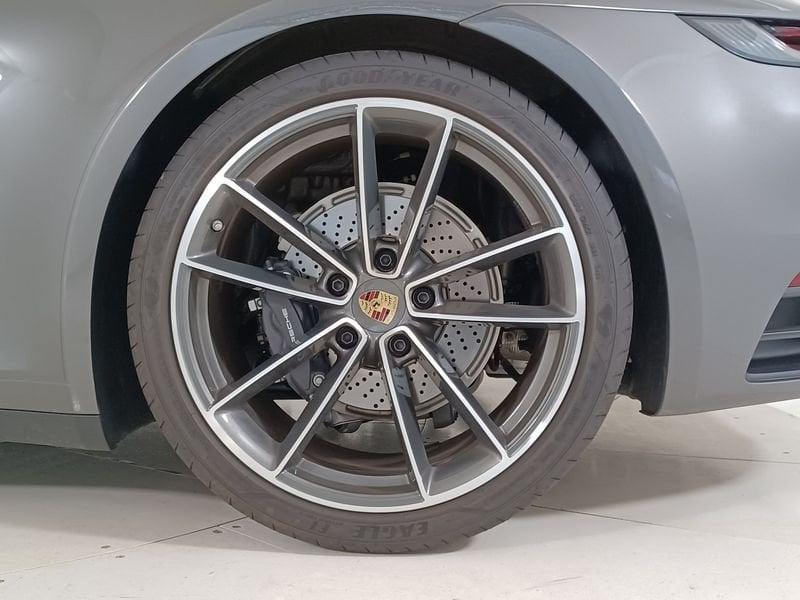 Porsche 911 VIII Carrera 992 Coupe Coupe 3.0 Carrera 4 auto