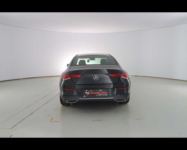MERCEDES-BENZ CLA 180 d Automatic Premium