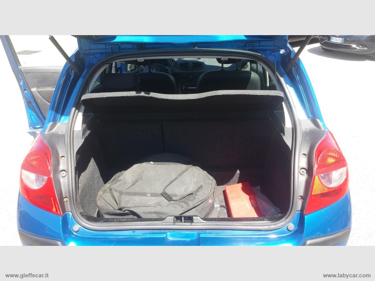 RENAULT Clio 1.2 5p. A GPL