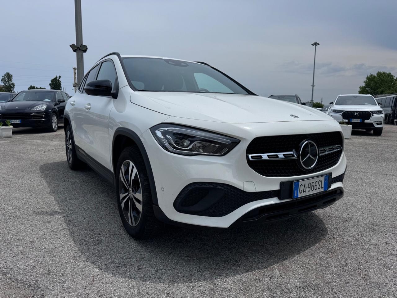 MERCEDES-BENZ GLA 180 d Automatic Sport Plus