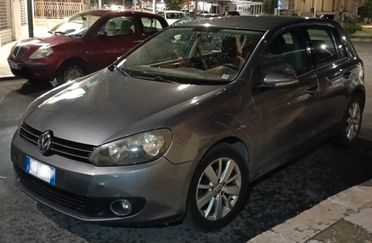 Volkswagen Golf 1.6 TDI DPF 5p. Highline